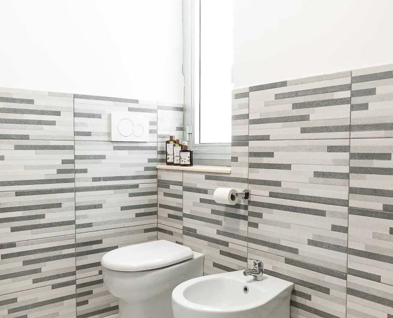Comfortable Apartment With Style And Elegance Genoa